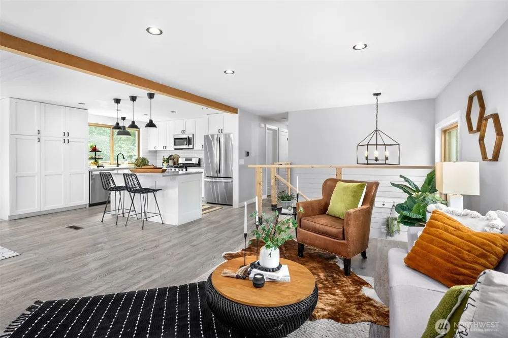 3025 NE 205th Street Lake Forest Park, WA 98155