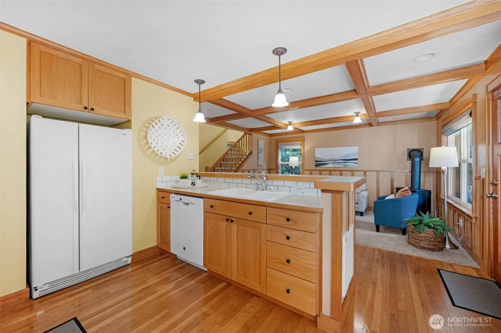 15741 Dayton Avenue ##11 Shoreline, WA 98133