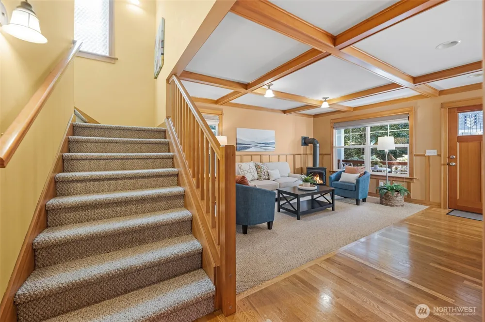 15741 Dayton Avenue ##11 Shoreline, WA 98133