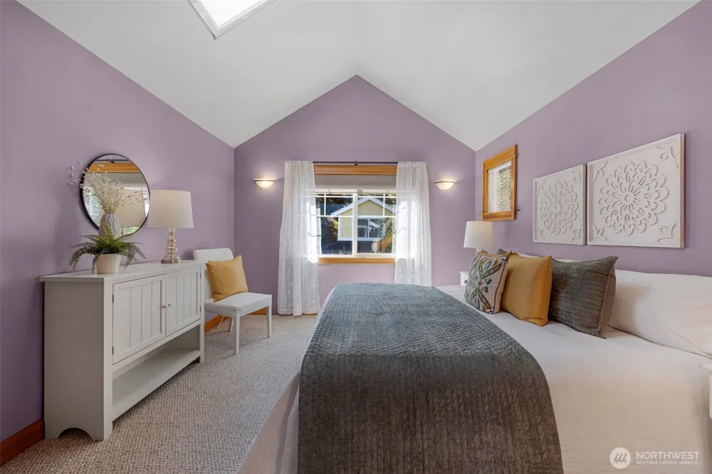 15741 Dayton Avenue ##11 Shoreline, WA 98133