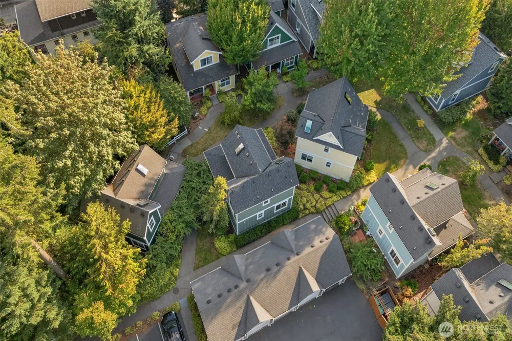 15741 Dayton Avenue ##11 Shoreline, WA 98133