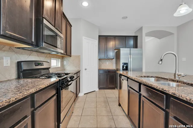 8427 Cedar Meadows San Antonio, TX 78254
