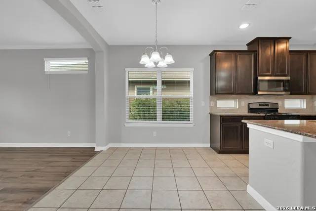8427 Cedar Meadows San Antonio, TX 78254