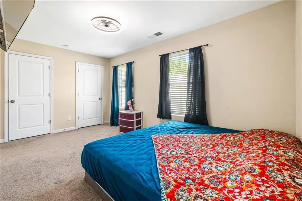 1062 Valley Rock Drive Lithonia, GA 30058