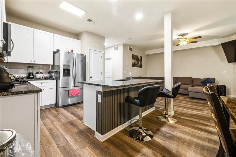 1062 Valley Rock Drive Lithonia, GA 30058