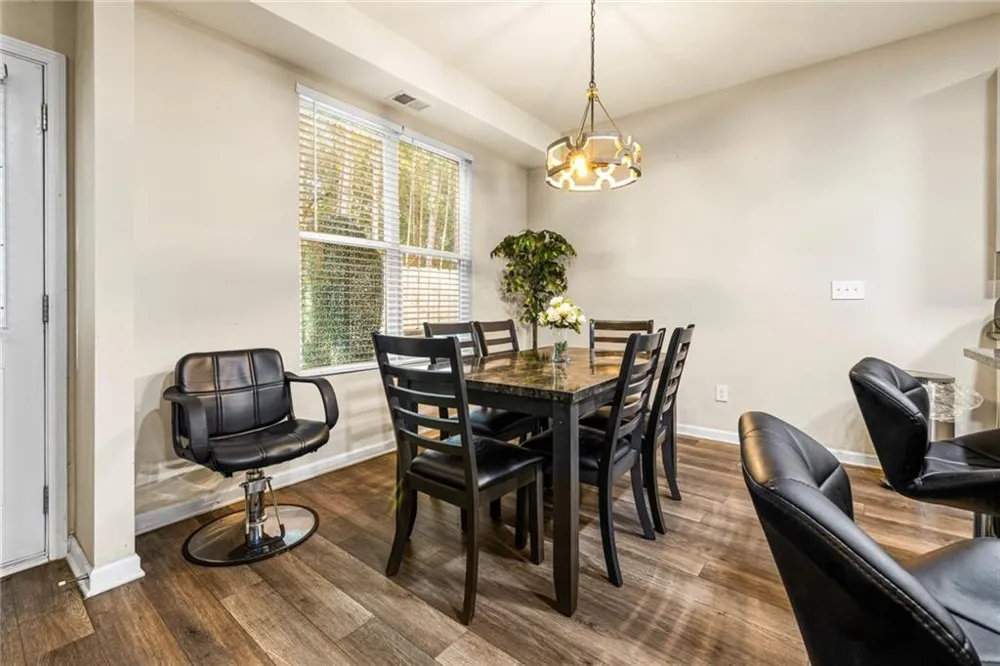 1062 Valley Rock Drive Lithonia, GA 30058