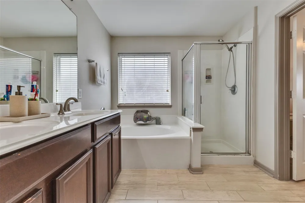 2407 Alcove Foster Court Fresno, TX 77545