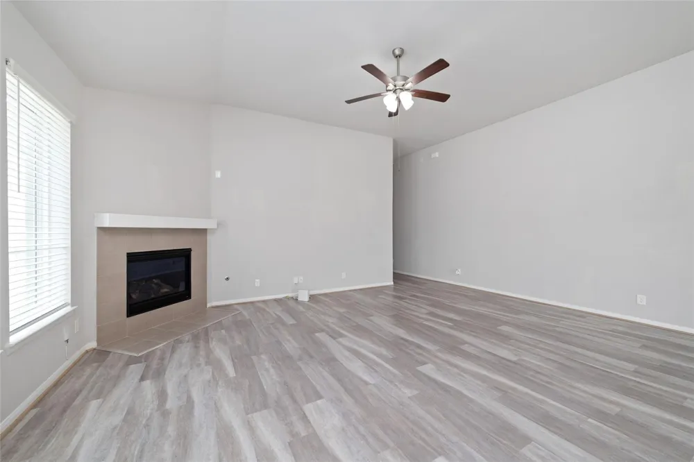 11710 Rosehall Reach Ln Tomball, TX 77377