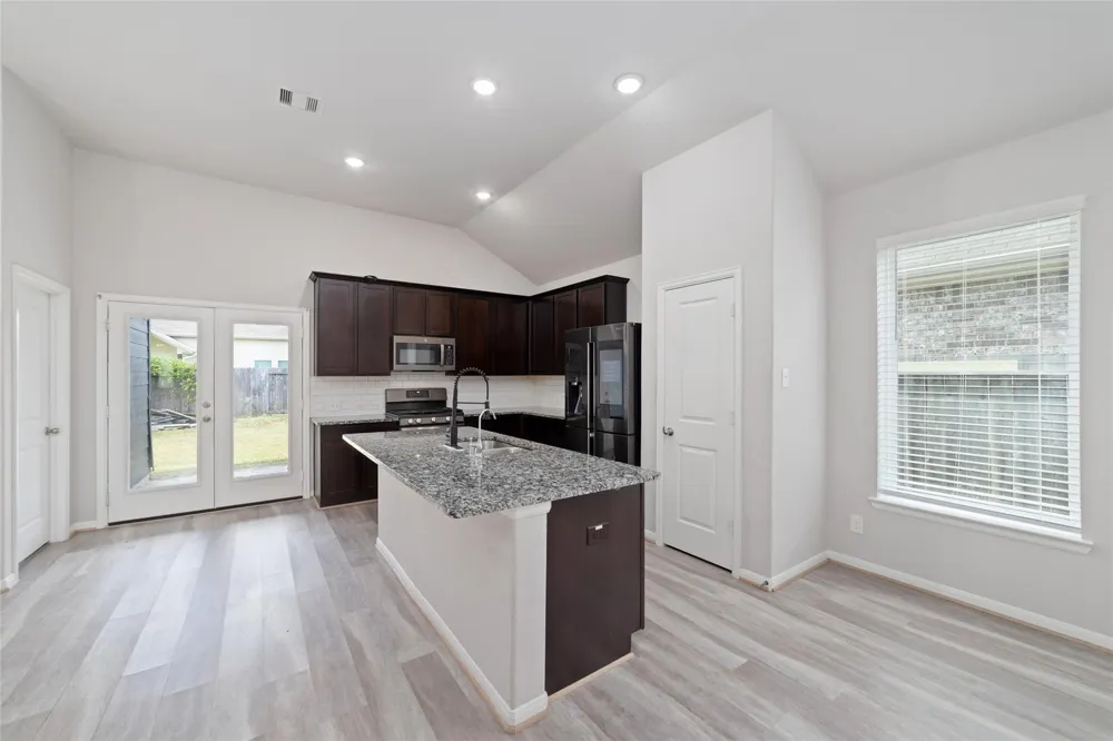 11710 Rosehall Reach Ln Tomball, TX 77377