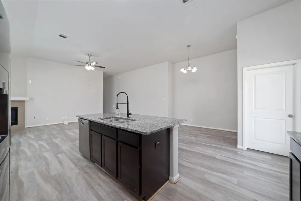 11710 Rosehall Reach Ln Tomball, TX 77377