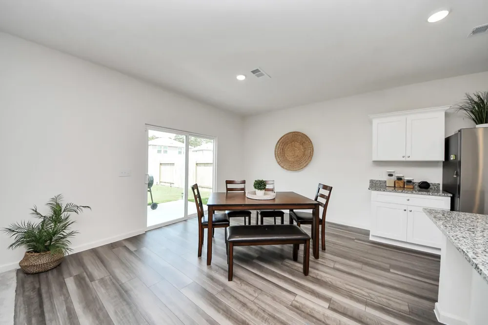 25360 Stoneham Creek Drive Magnolia, TX 77355