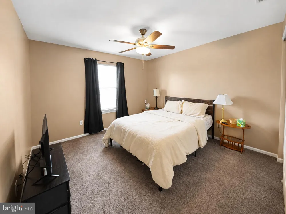 111 ACORN DRIVE Mount Royal, NJ 08061