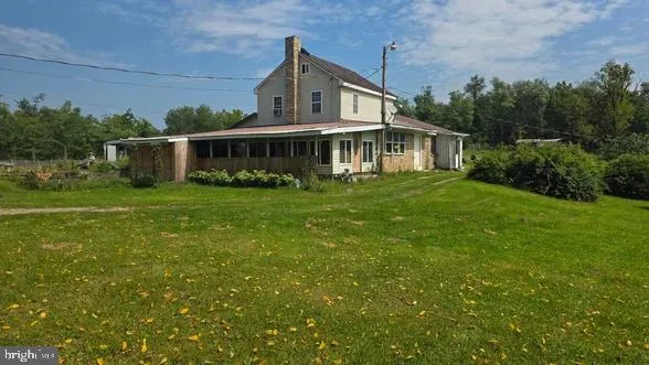 77 OLD BARN LANE Newville, PA 17241