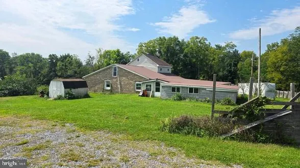 77 OLD BARN LANE Newville, PA 17241
