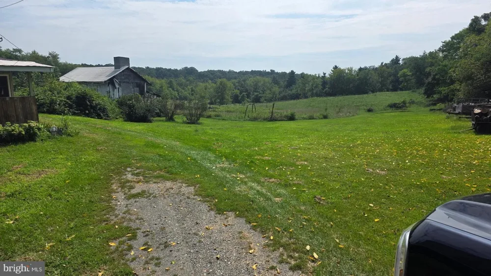 77 OLD BARN LANE Newville, PA 17241