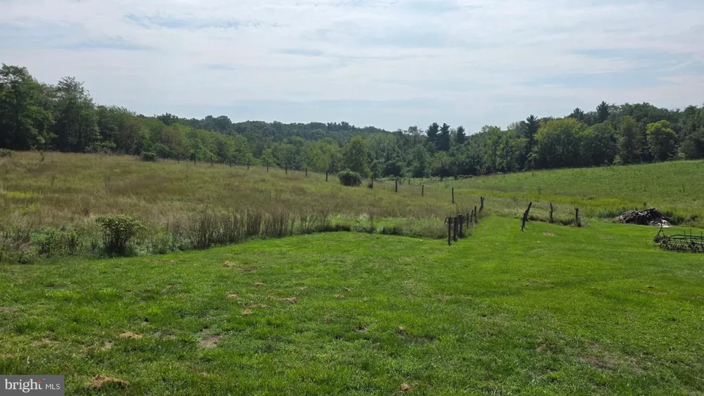 77 OLD BARN LANE Newville, PA 17241