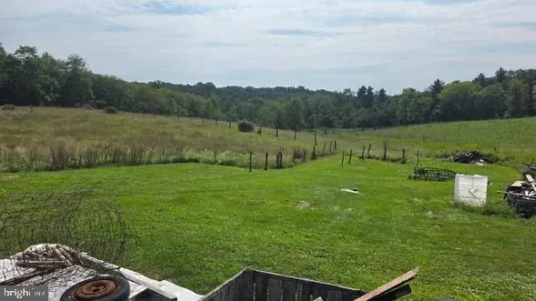 77 OLD BARN LANE Newville, PA 17241