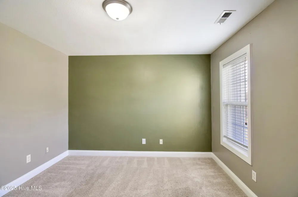 614 Stagecoach Drive Jacksonville, NC 28546