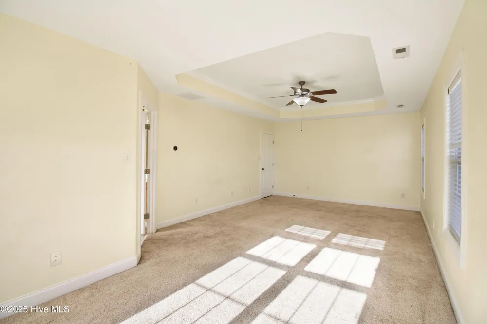 614 Stagecoach Drive Jacksonville, NC 28546