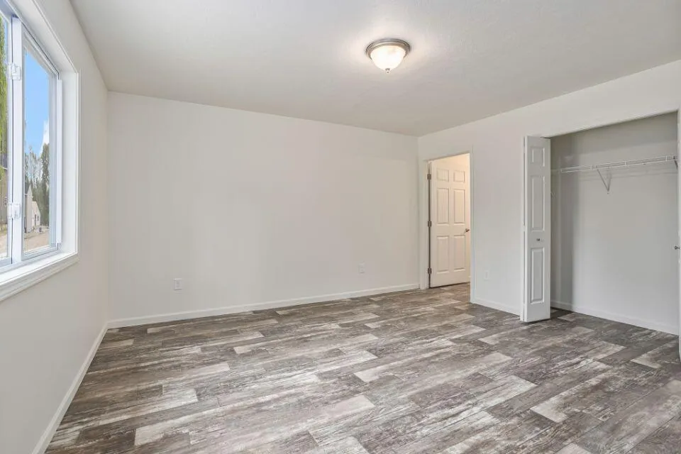 5571 Mammoth Drive SE Caledonia, MI 49316