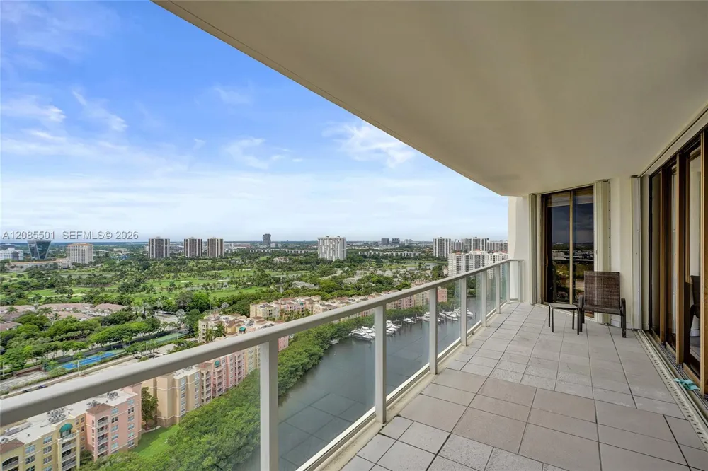 19500 Turnberry Way #23C Aventura, FL 33180