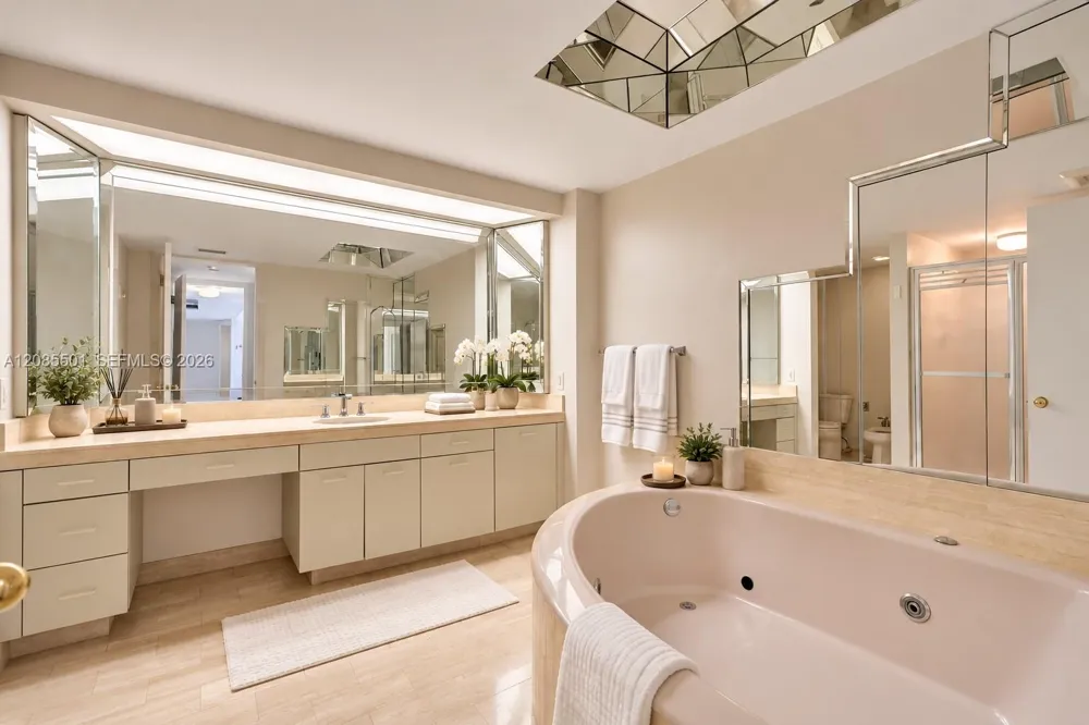 19500 Turnberry Way #23C Aventura, FL 33180