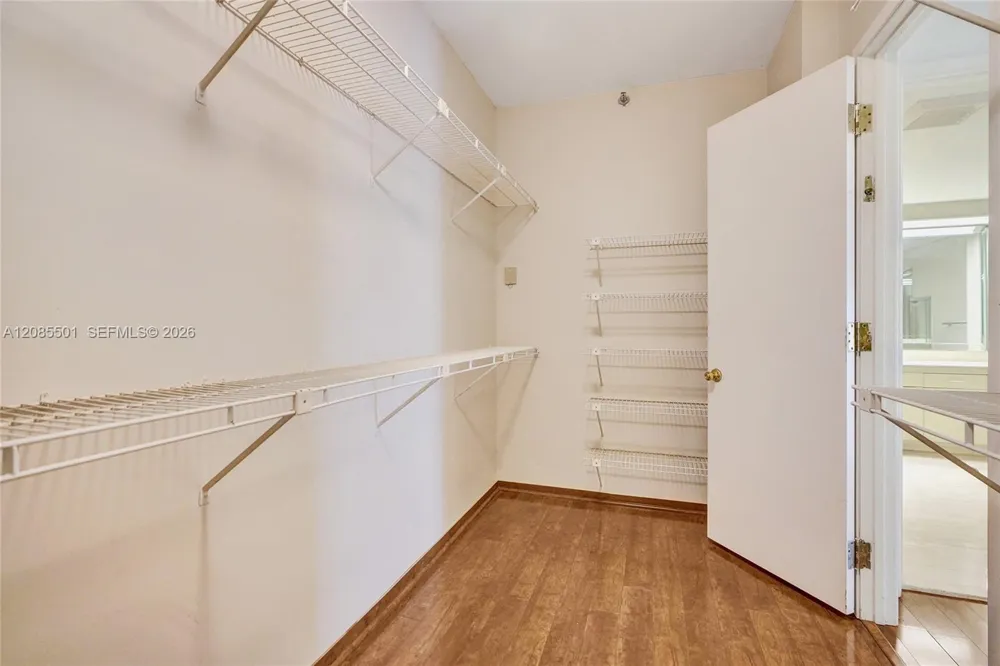 19500 Turnberry Way #23C Aventura, FL 33180