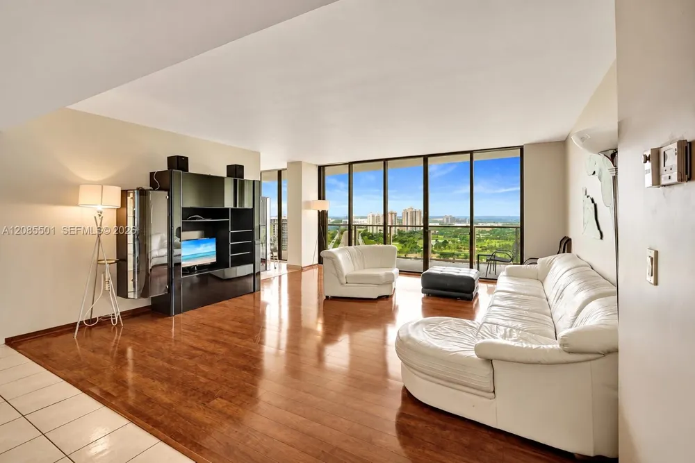 19500 Turnberry Way #23C Aventura, FL 33180