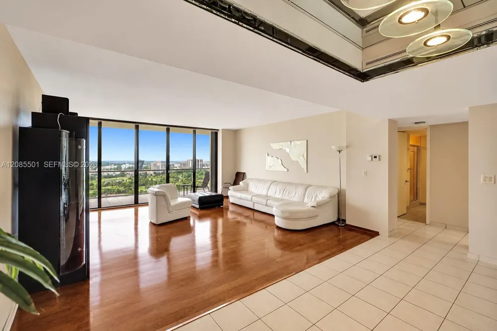 19500 Turnberry Way #23C Aventura, FL 33180