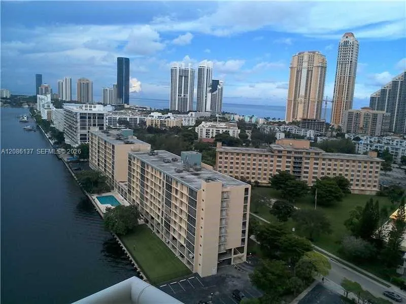 251 174 #1601 Sunny Isles Beach, FL 33160