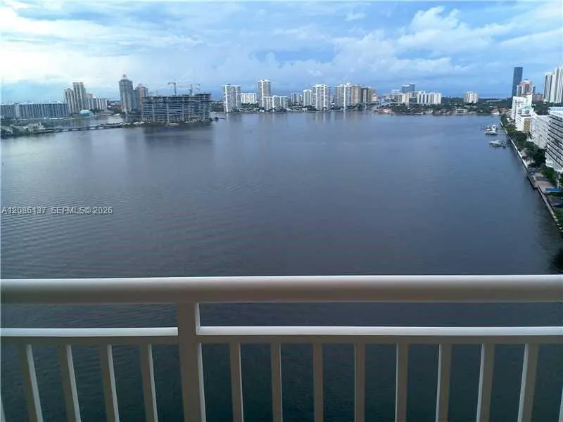251 174 #1601 Sunny Isles Beach, FL 33160
