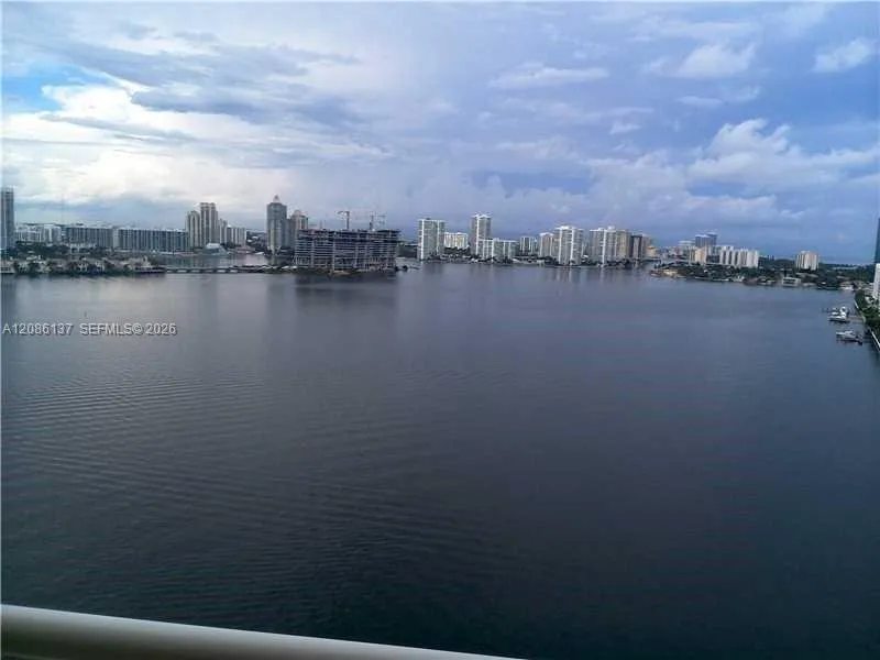 251 174 #1601 Sunny Isles Beach, FL 33160