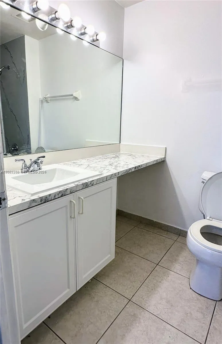 16705 Hemingway Dr #16705 Weston, FL 33326