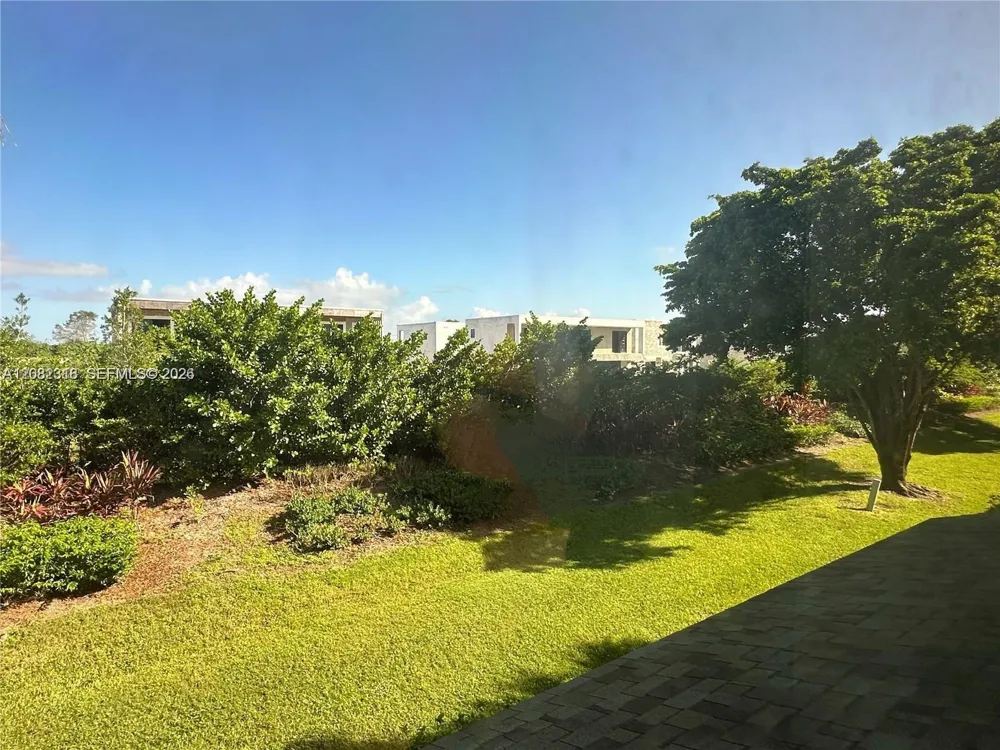 16705 Hemingway Dr #16705 Weston, FL 33326