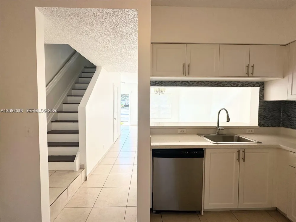 16705 Hemingway Dr #16705 Weston, FL 33326