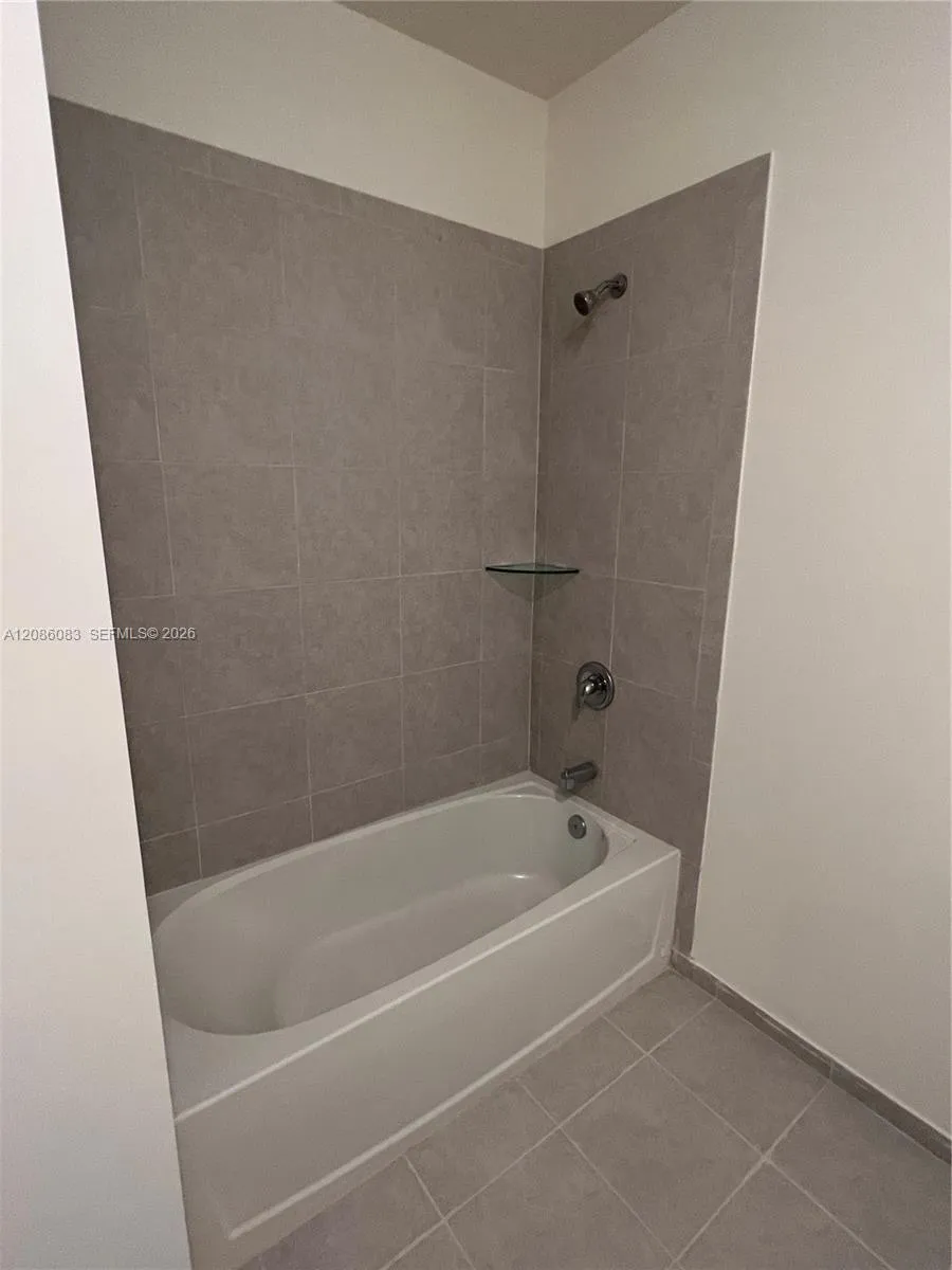3342 W 112th St Hialeah, FL 33018