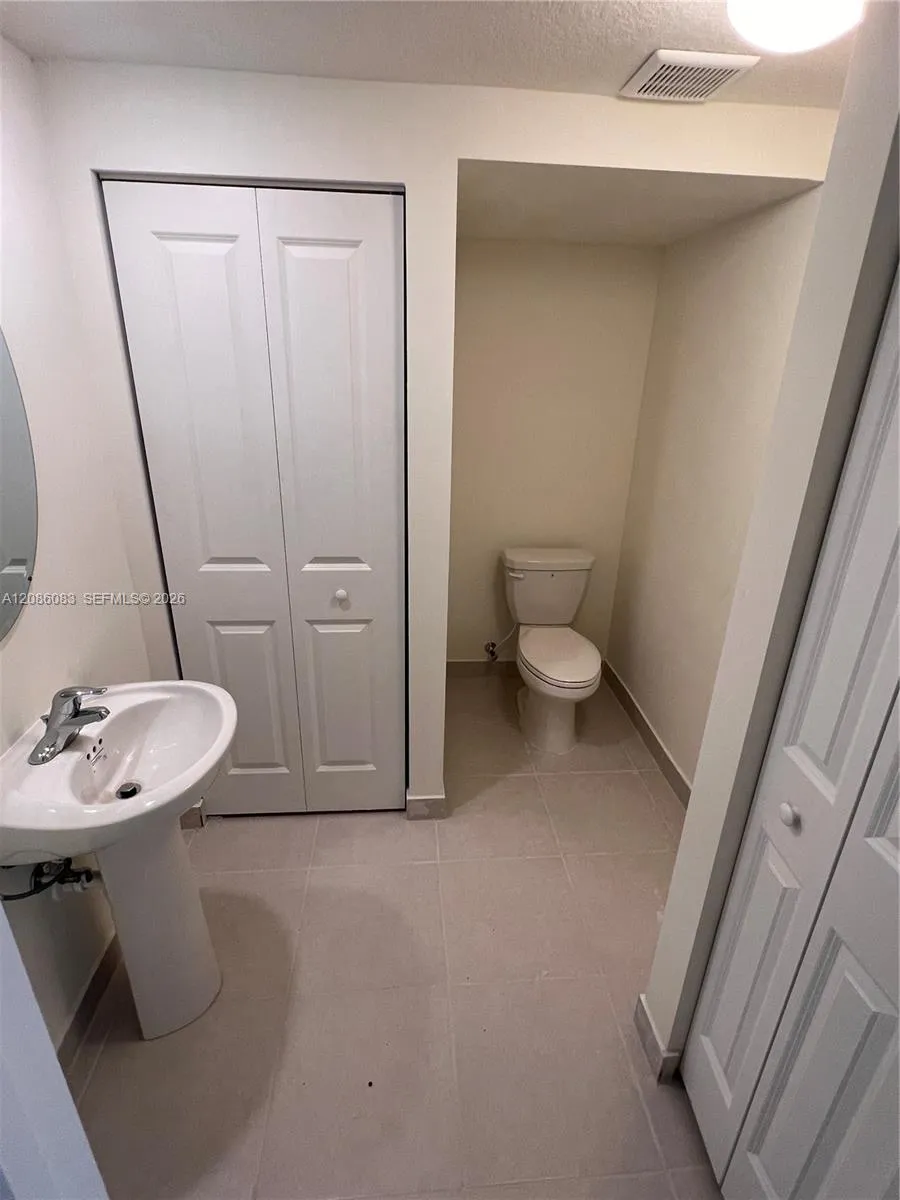 3342 W 112th St Hialeah, FL 33018