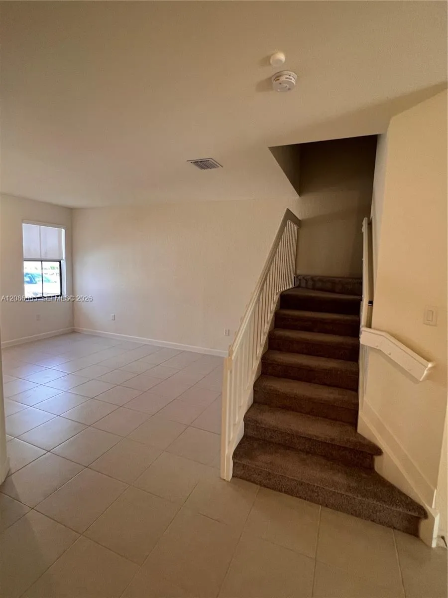 3342 W 112th St Hialeah, FL 33018