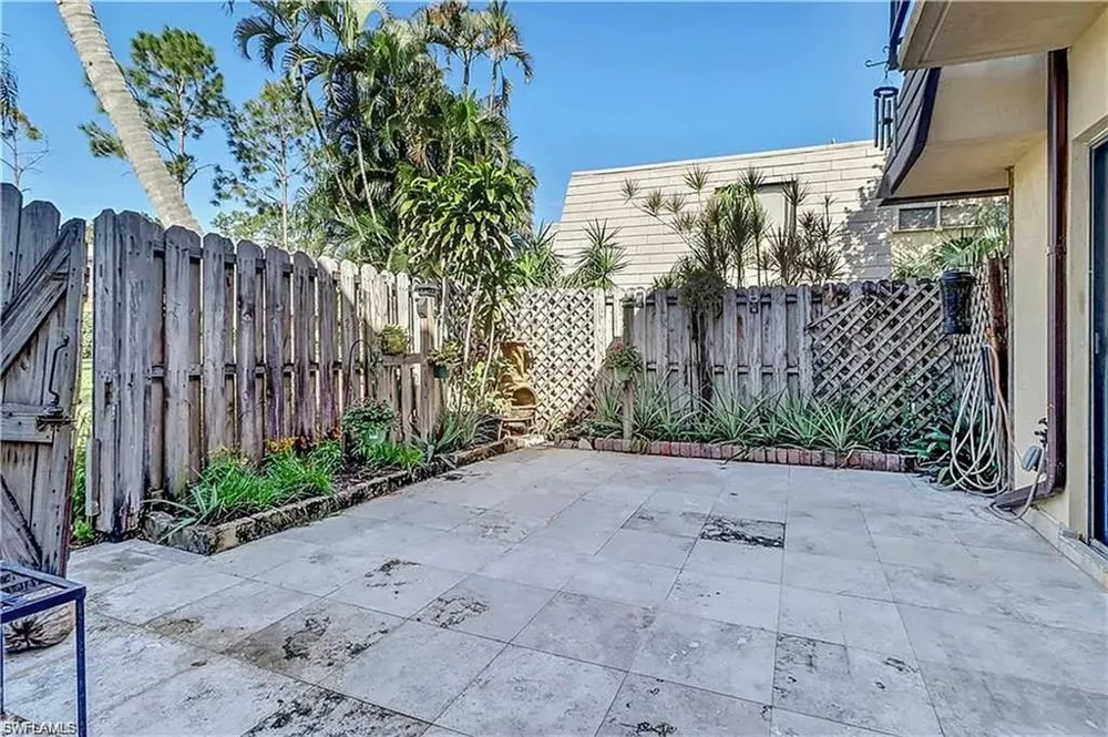 4033 Sandlewood Lane #3 Fort Myers, FL 33907