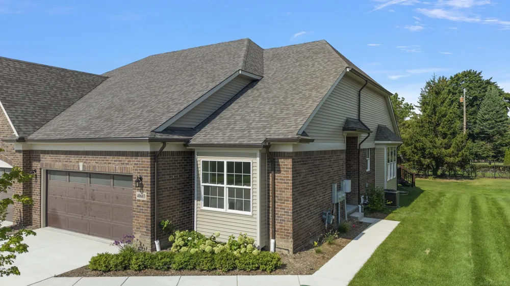 40683 Azalea Drive Clinton Charter Township, MI 48036