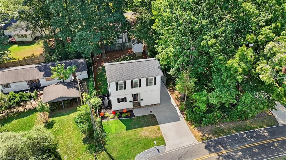 444 S Shore Drive Lexington, NC 27292