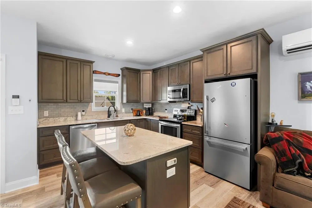 444 S Shore Drive Lexington, NC 27292