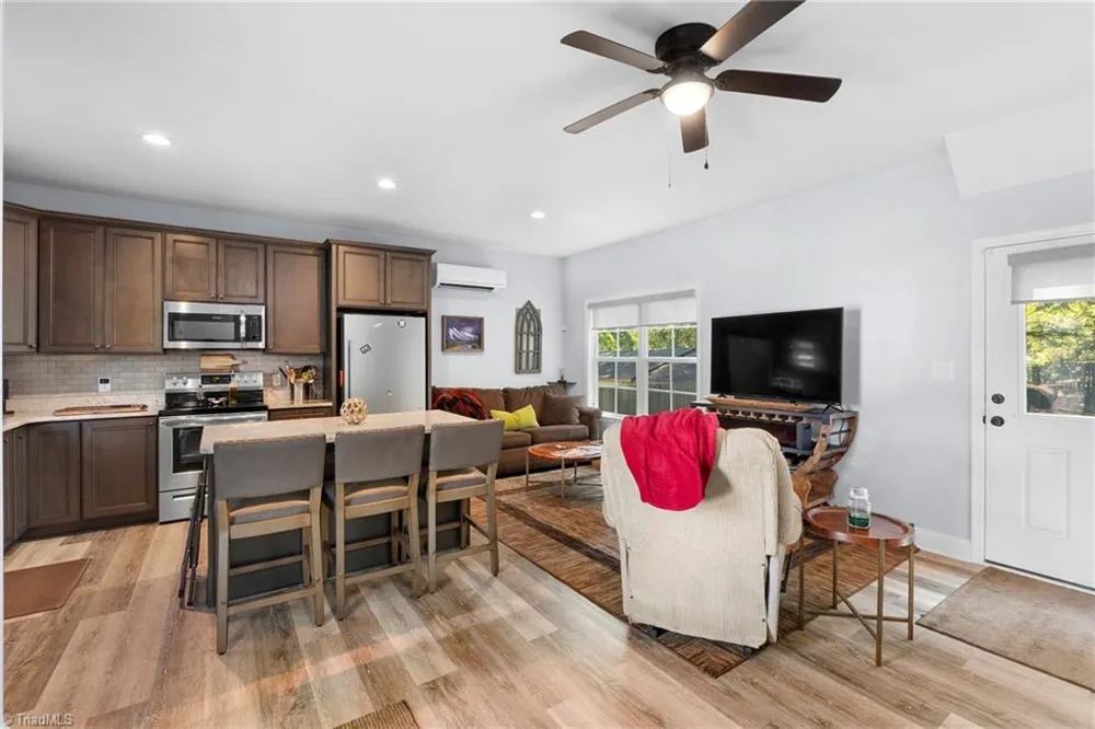 444 S Shore Drive Lexington, NC 27292