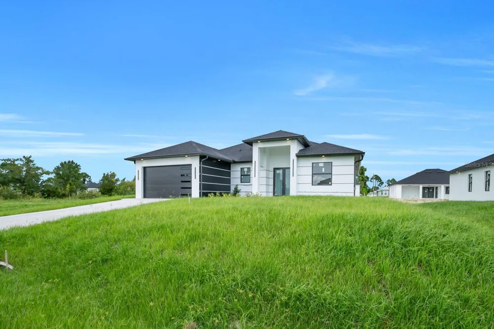 3614 6TH STREET SW Lehigh Acres, FL 33976