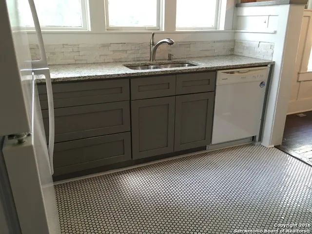 512 E MULBERRY AVE Unit 1 San Antonio, TX 78212