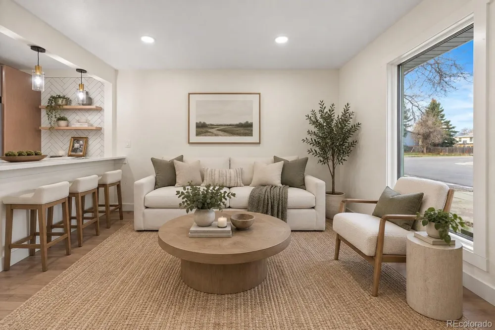 3090 S Hoyt Way Denver, CO 80227