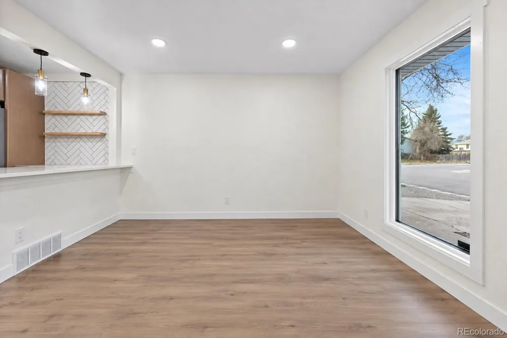 3090 S Hoyt Way Denver, CO 80227