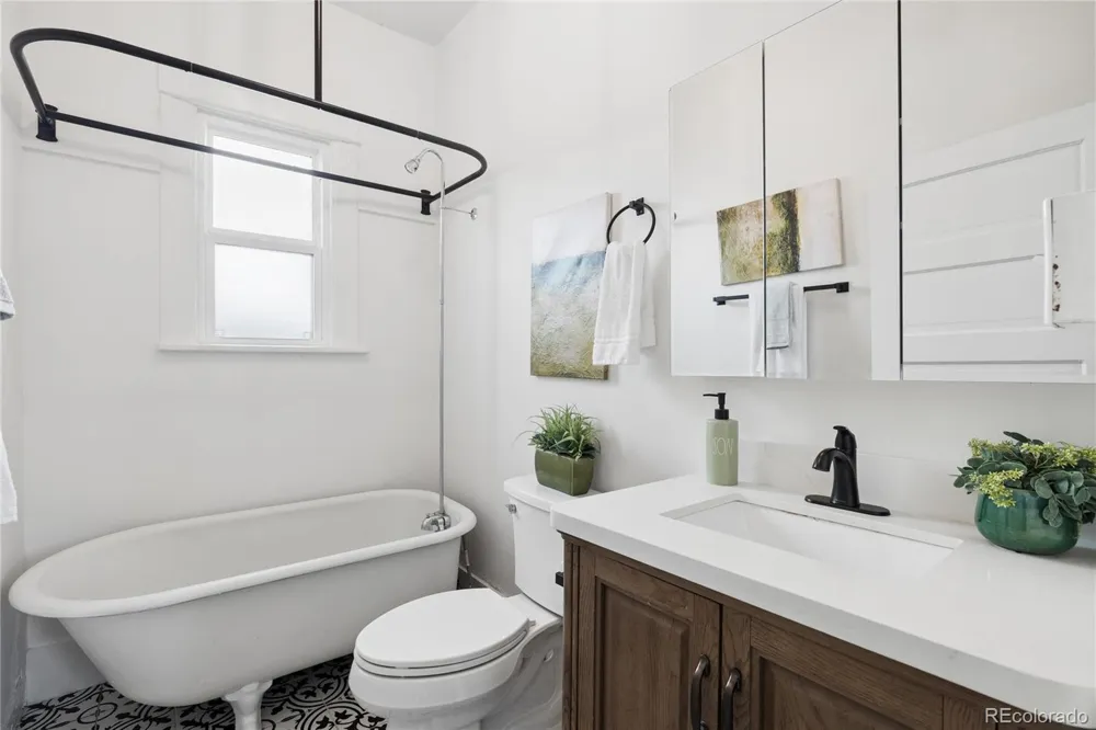 20 E 4th Avenue Denver, CO 80203