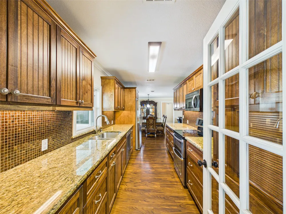 1212 Delores Street Kemah, TX 77565
