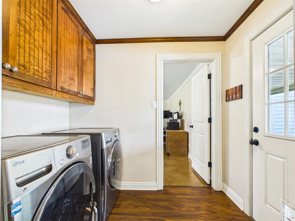 1212 Delores Street Kemah, TX 77565